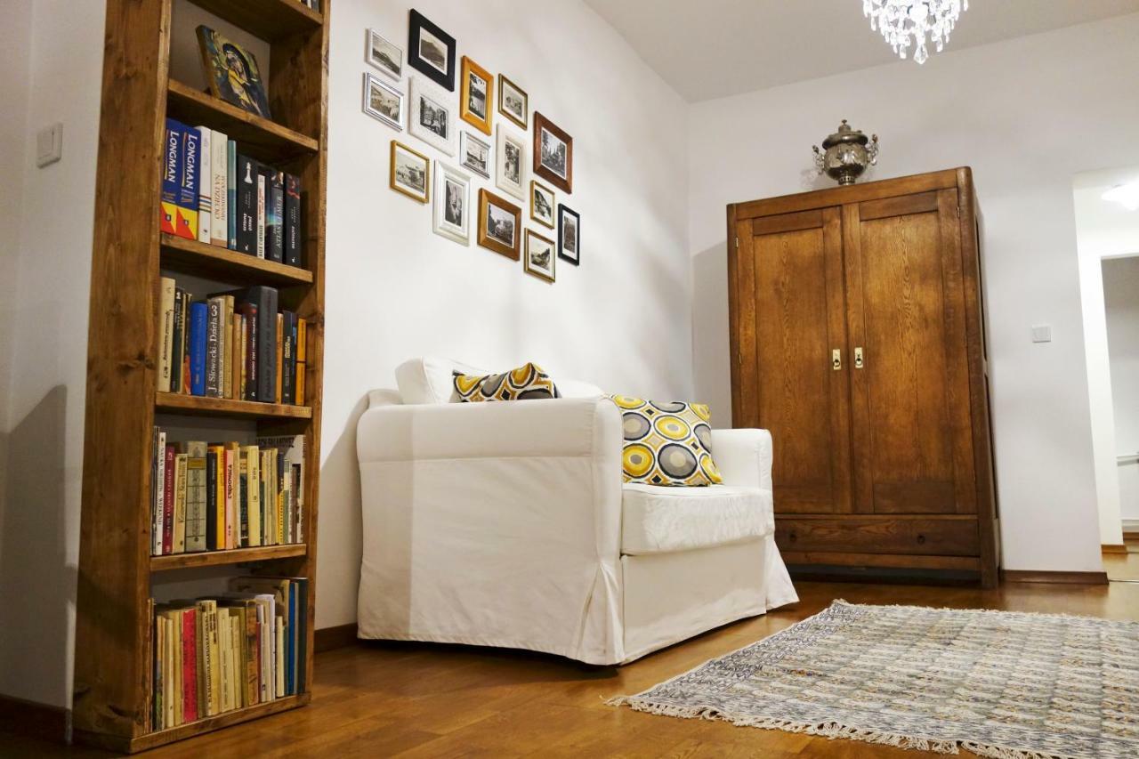 Apartament Skorpion Centrum Sanok Exteriör bild