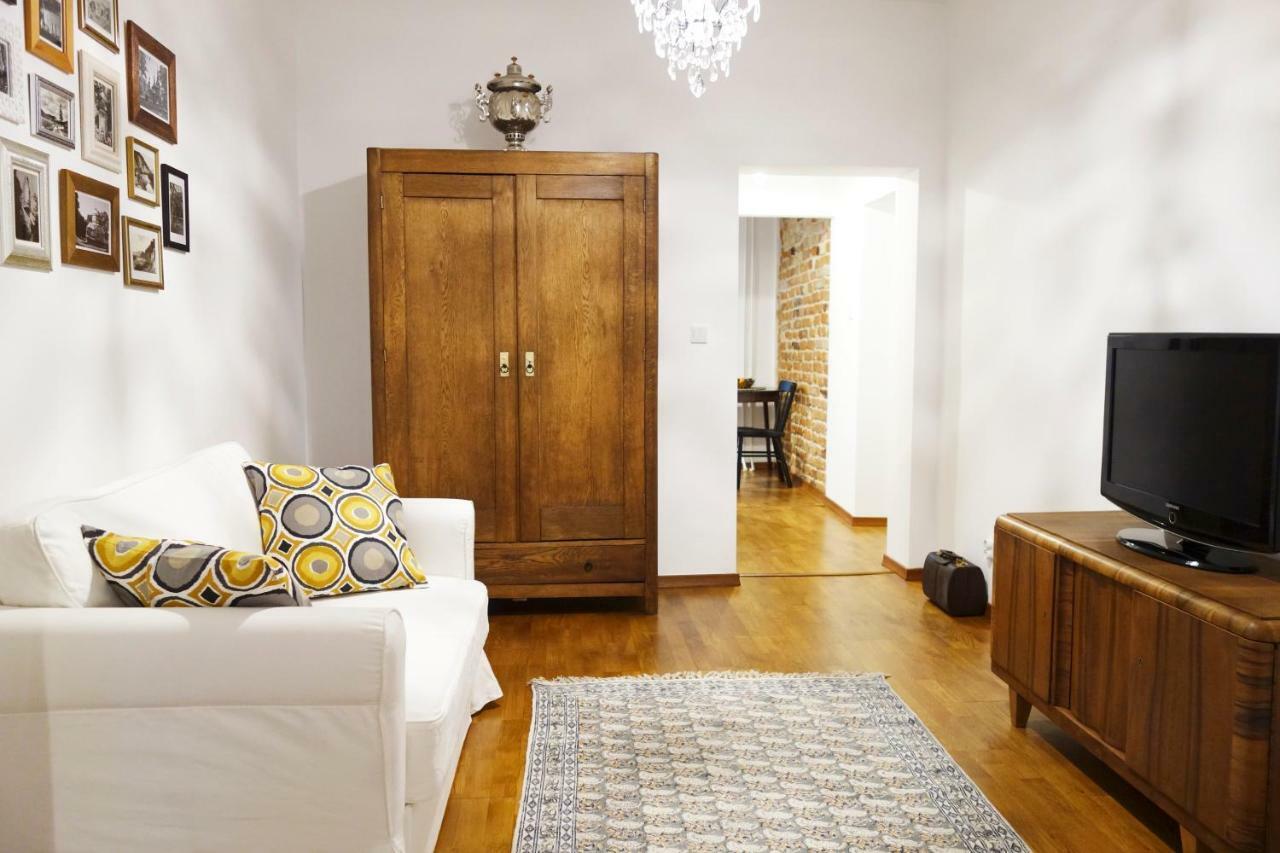 Apartament Skorpion Centrum Sanok Exteriör bild