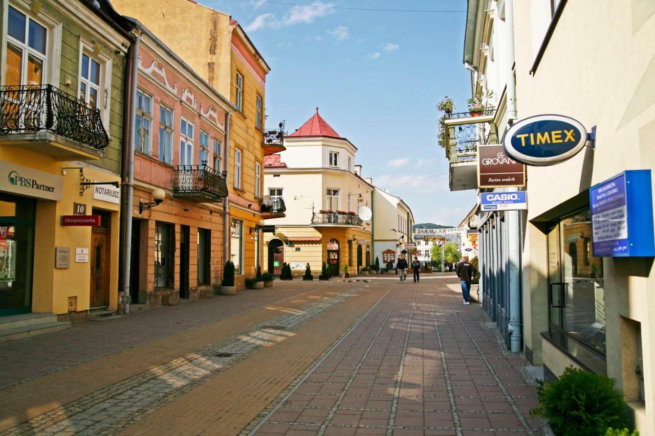 Apartament Skorpion Centrum Sanok Exteriör bild