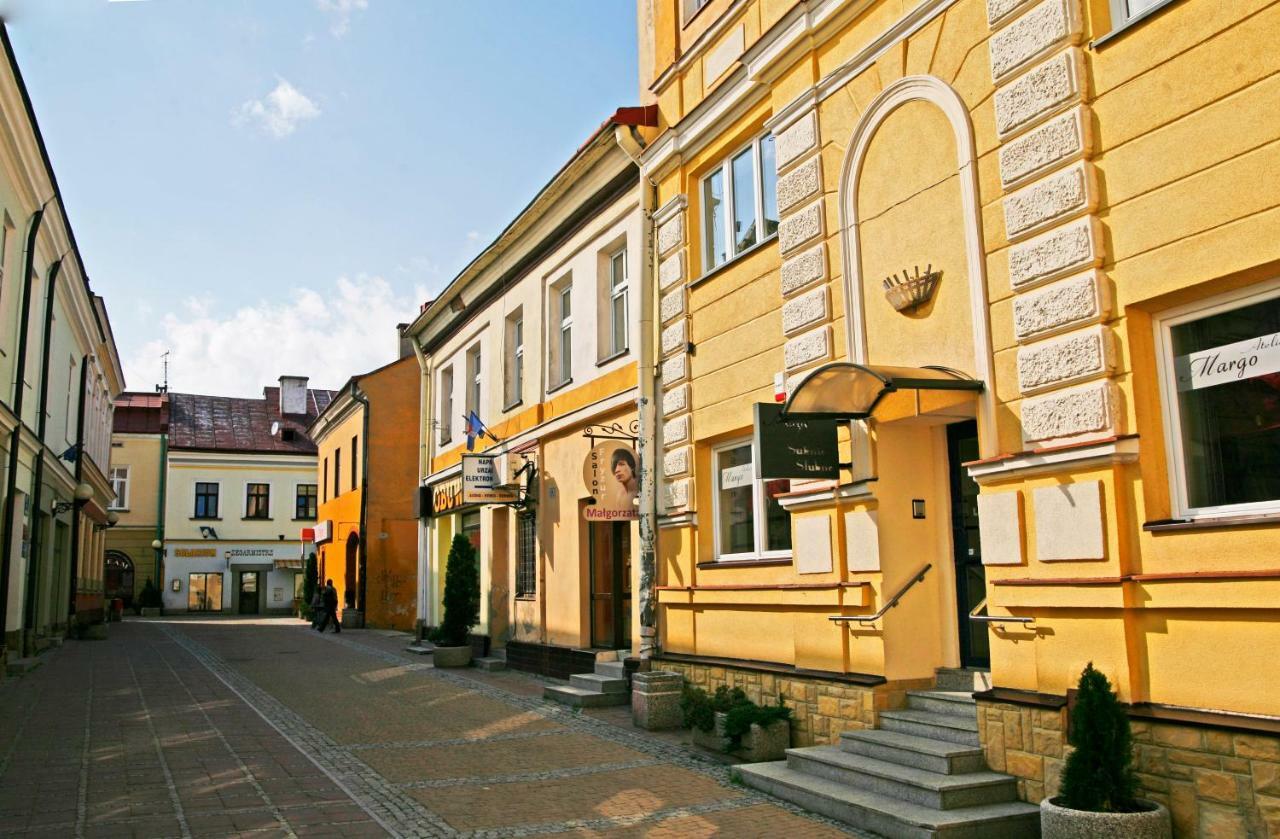 Apartament Skorpion Centrum Sanok Exteriör bild